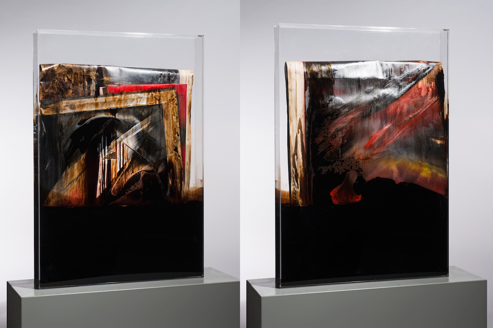 Faltung -Bitumen-Faltung (Bitumen) Nr. 3-Oil on Canvas and Bitumen on Plexiglasbox - 132 x 92 x 12 cm - 2017 