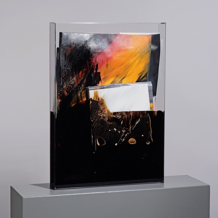Faltung -Bitumen-Faltung (Bitumen) Nr. 7-Oil on Canvas and Bitumen on Plexiglasbox - 85 x 60 x 10 cm - 2017 
